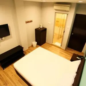 ** Hotel Conforto Singapur